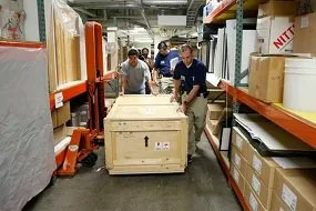 فك وتركيب وتغليف أثاث